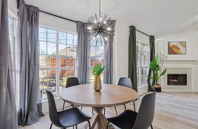 4-BD,2-BA Luxe Modern Gem with Foosball & Firepit