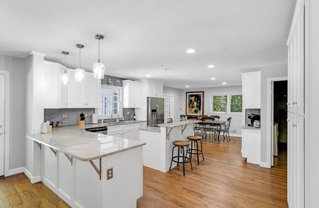 4 Bed 3 Ba Reno w/Saltwater Pool (Heated) n2 miles to Sanford Stadium/Downtown