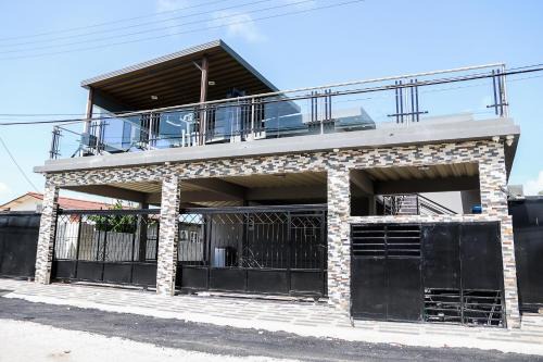 4 Bedroom 3 Bathroom Outdoor Terrace with Amazing View