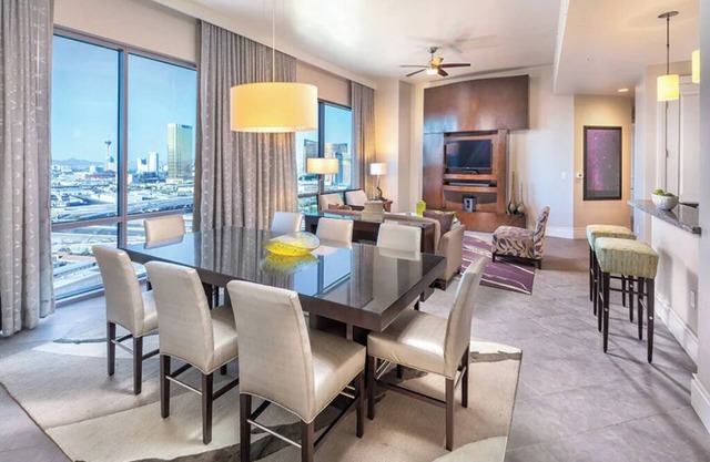 4 Bedroom, 4 Bath, Presidential Condo, Sleeps 12, Las Vegas Desert Blue Resort!