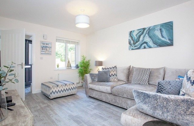 4 bedroom accommodation in Falmouth