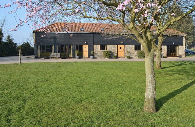 4 bedroom accommodation in Uggeshall, near Southwold