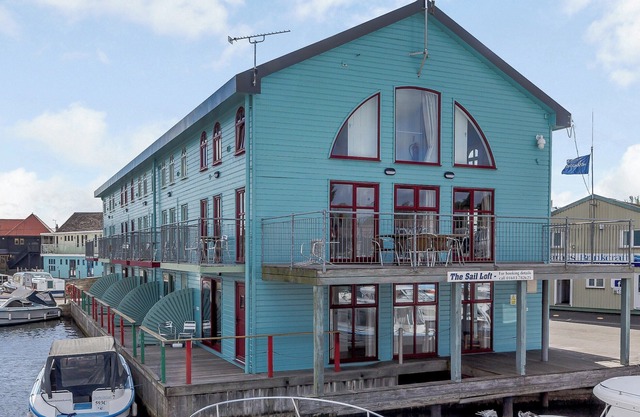 4 bedroom accommodation in Wroxham