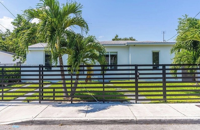 4-bedroom house in marvelous Miami with AC