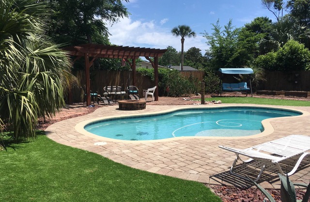 4 Bedroom Pool Home in Neptune Beach, Florida