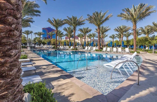 4 Bedroom Presidential Condo, Sleeps 12, at Las Vegas Desert Blue Resort!