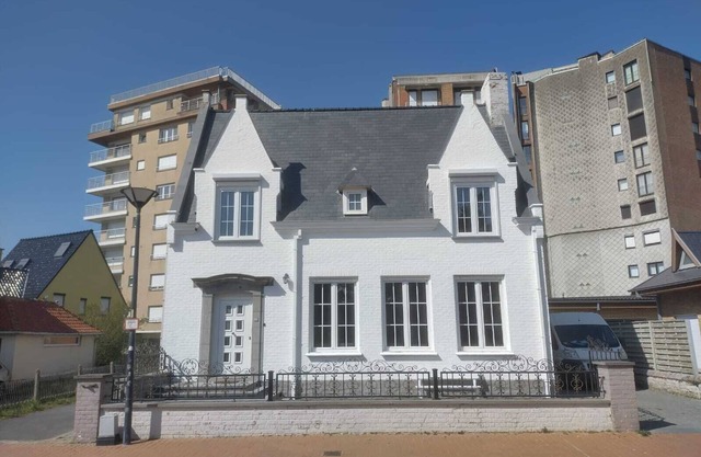 4 bedrooms, 10 pers, vacation home 5 min from the sea (rest on the sea)