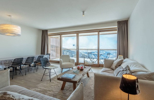 4* Duplex in Arcs 1600 with pool, spa and parking