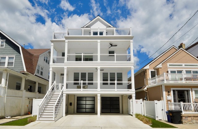 4 houses from beach; Outside pool; Elevator Access; Less than 3 yrs old