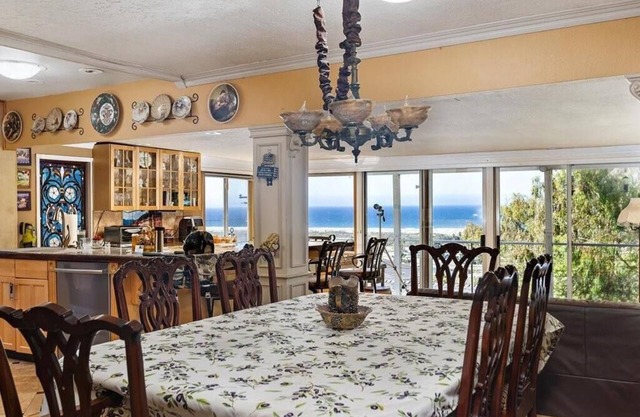 4 King Bedrooms, 2.5 Baths, Ocean View, Hot Tub, Outdoor Space, Solar Powered.