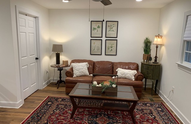 4 miles from Bryant Denny Stadium