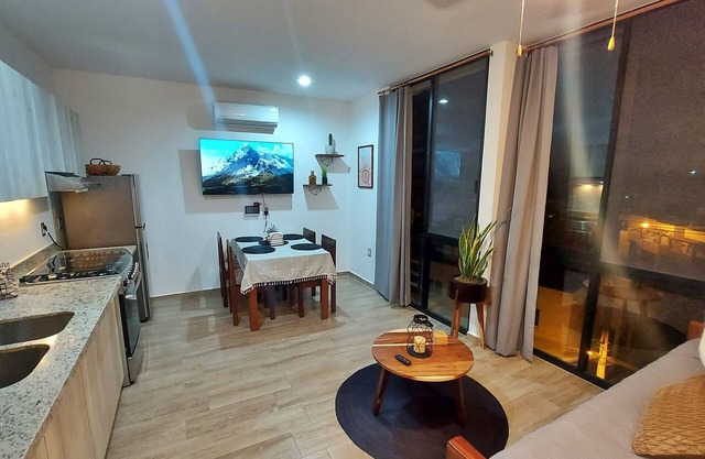 4 min from Flamingos Golf