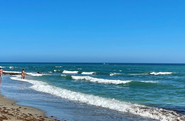 4/New 2 bed, 2 bath Apartment. Community Pool & Local Beach Access. Built 2024.