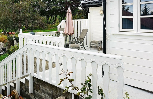 4 person holiday home in Austrheim