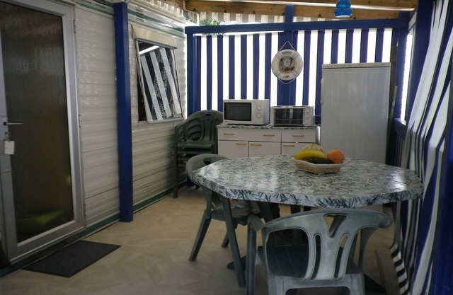 4-person mobile home by the sea
