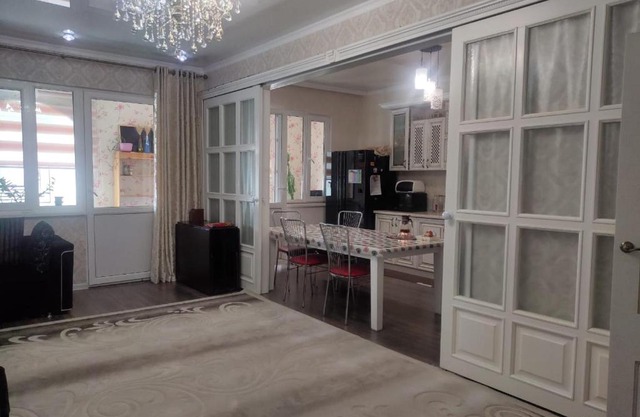 4-room Shakhristan