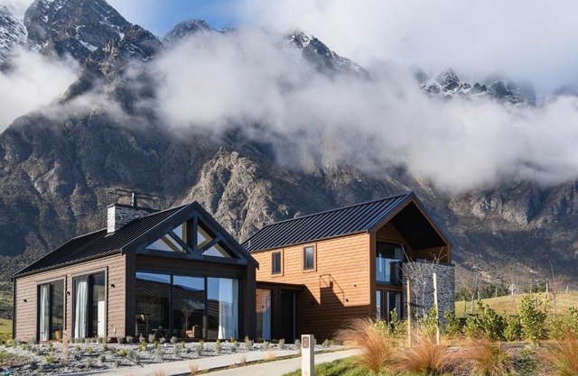 4 Stockyard Lane by Sotheby's Luxury Rental Homes