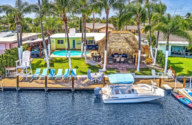 420 · Tropical Resort Boat Rental/Kayaks/Hot Tub/Grill!