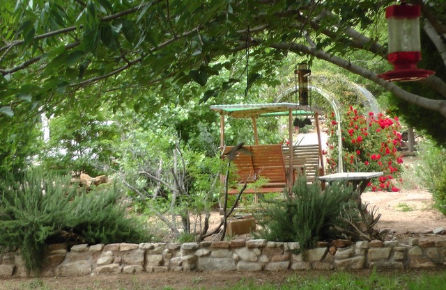 45 min from Zion Natl. Park "Private Bedroom" - SHARED HOUSE