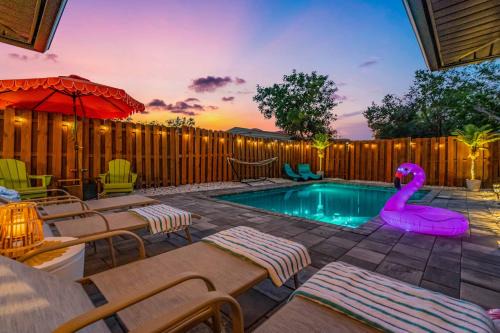 4bd Saltwater Pool Home Near Beaches W Game Room