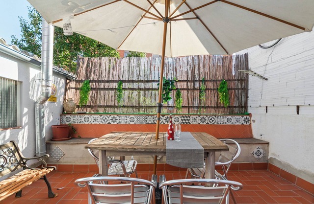 5-123 studio with Private Terrace