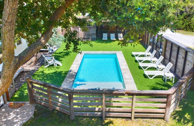 5 Bed 3 Ba Beach House w Private Pool