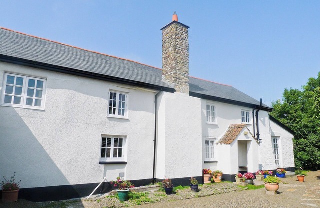 5 bedroom accommodation in Parkham, near Bideford
