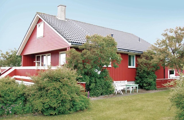 5 bedroom awesome home in Borhaug