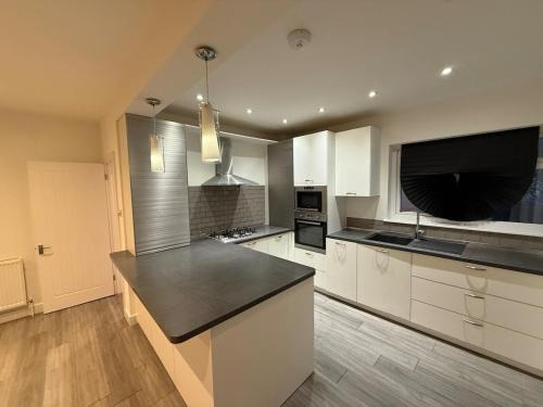 5 bedroom house in Pettswood