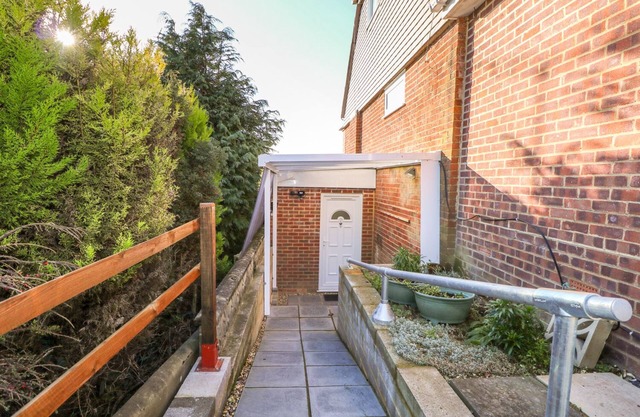 5 FIRLE ROAD ANNEXE, with a garden in Lancing