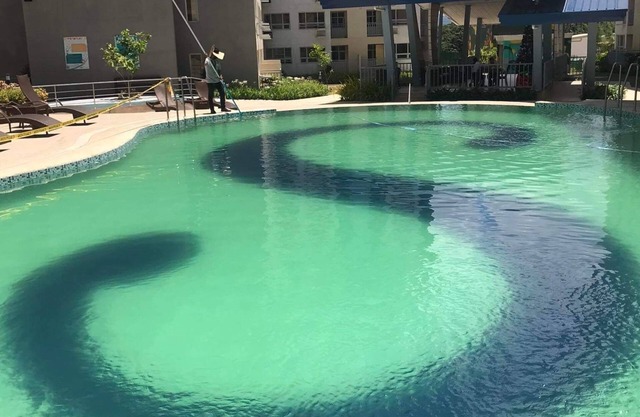 5 minutes walk to the wharf to explore Samal Islands