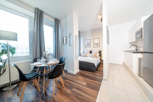 5 Modern city studio for 6 Bogenhausen near Messe Munich