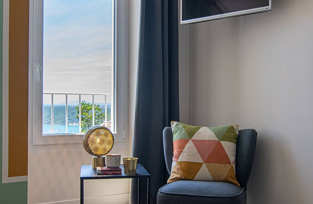 5 St Croix vue lac Sainte Croix