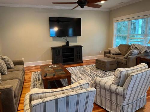 5 Star Home Away from Home Beach & Golf