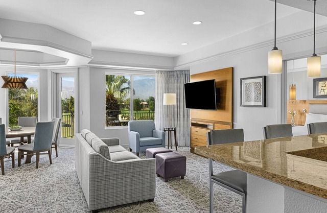 5 Star Palm Dessert Resort Rental 1 Bed 4 guests