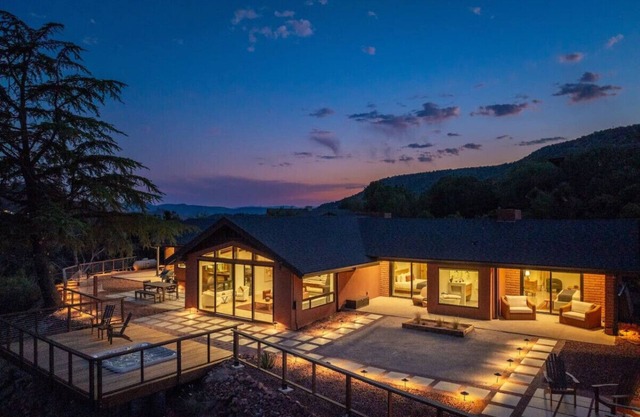 500 Oak Creek Cliffs Dr
