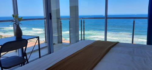 511 Umdloti Resort 1 bed beachfront Self catering Apartment Wow sea View
