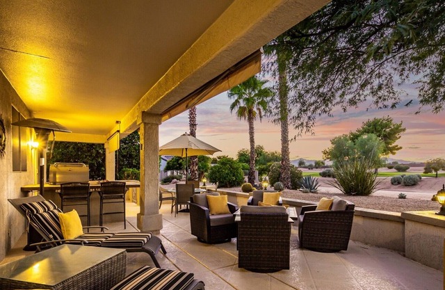 55+ Sun City Grand! Golf Course Front Private Hot Tub and Fire Pit!