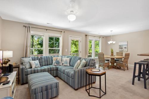 5504 - Turtle Cove