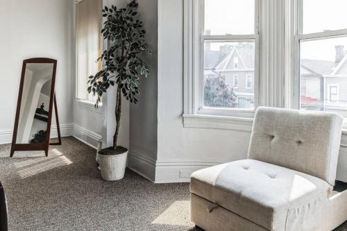 5BDRM GEM with Arcade - Mt Wash