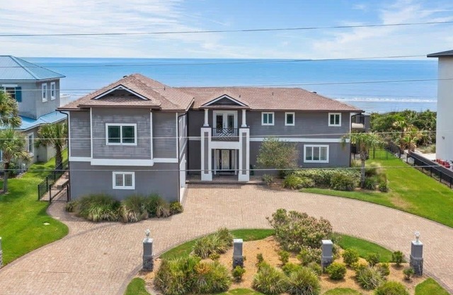 5BR, Beachfront, King Beds | Bala Sands