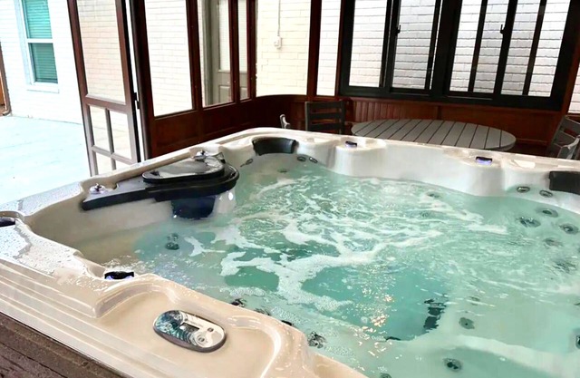 5BR Ensuite Baths | 15 Mins to OKC State Fair | Near Lake Hefner #NColl