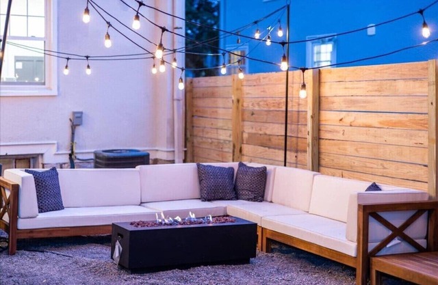 5BR Luxury Home | Jacuzzi, Foosball, Grill | Westport KC