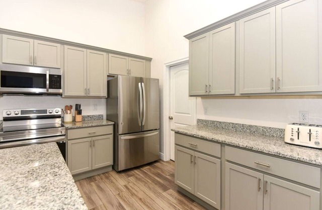 6 Bedrooms | OCEAN VIEWS! | Game Room, Parking, AC