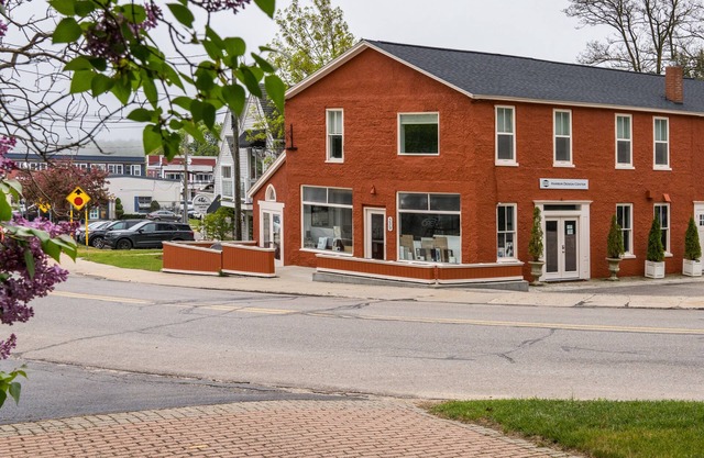 6 Bells: Harbor Springs Lodging for the Discerning Traveler