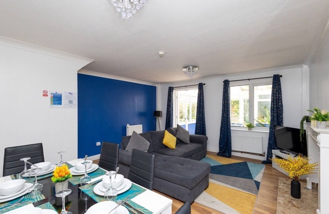 6 Guests - Pet Friendly - 10min Leeds City Centre
