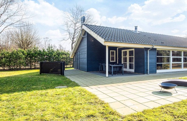 6 person holiday home in Ansager