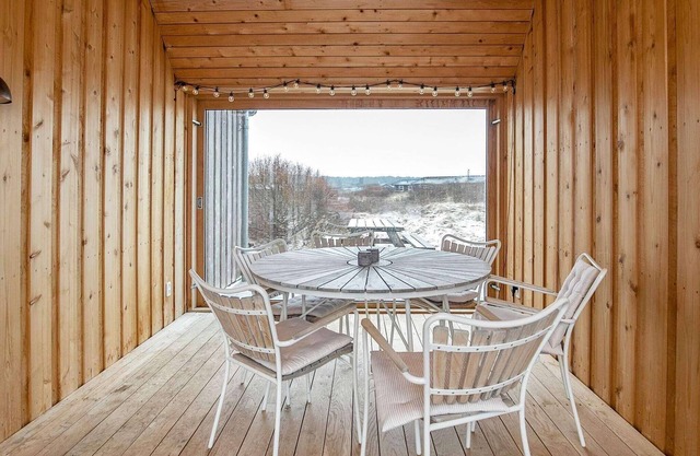 6 person holiday home in Løkken