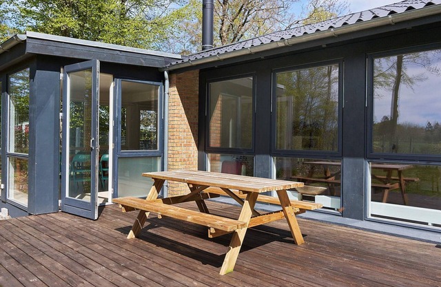 6 person holiday home in Rønne