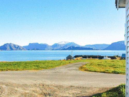 6 person holiday home in Fjørtoft